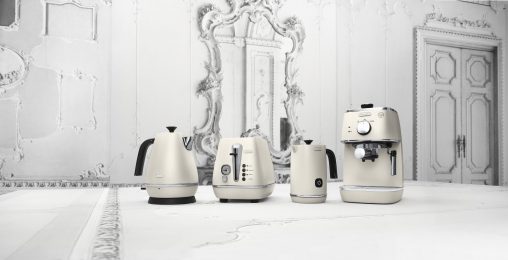 De’Longhi Distinta in Pure White The latest trendy breakfast appliance set from De’Longhi comprises a Digital Kettle (RRP $199), Mechanical Kettle (RRP $169), 2-Slice Toaster (RRP $169), 4-Slice Toaster (RRP $199), Pump Coffee Machine (RRP $299) and Milk Frother (RRP $149).